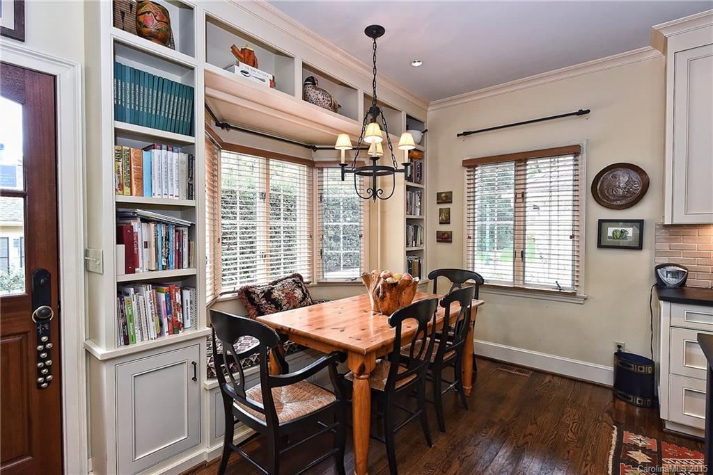 4024 Foxcroft Road Charlotte NC 28211
