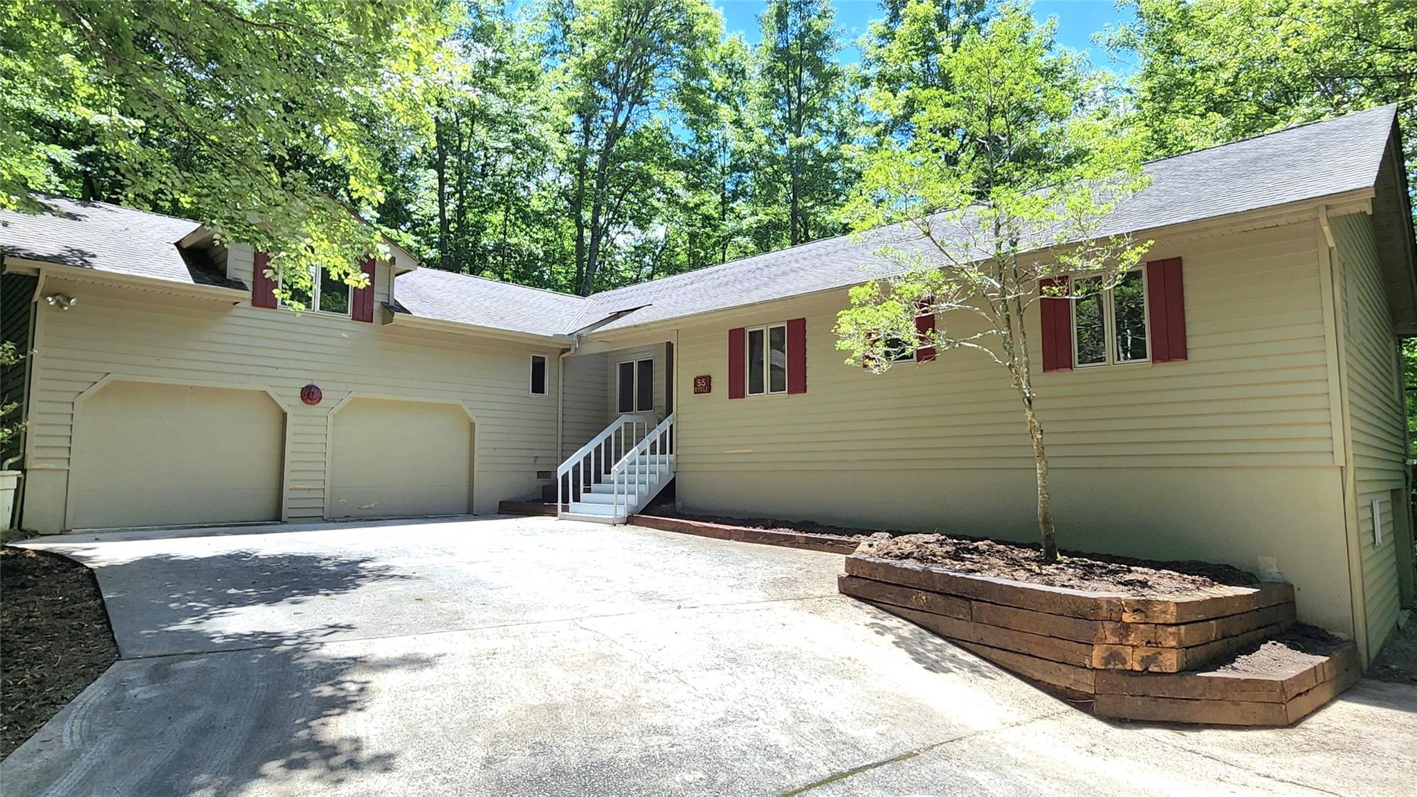 55 Unole Court Brevard NC 28712
