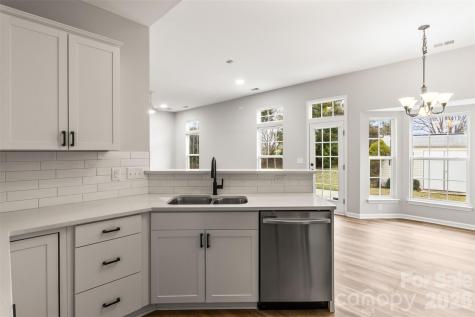 11619 Planters Estates Drive Charlotte NC 28278