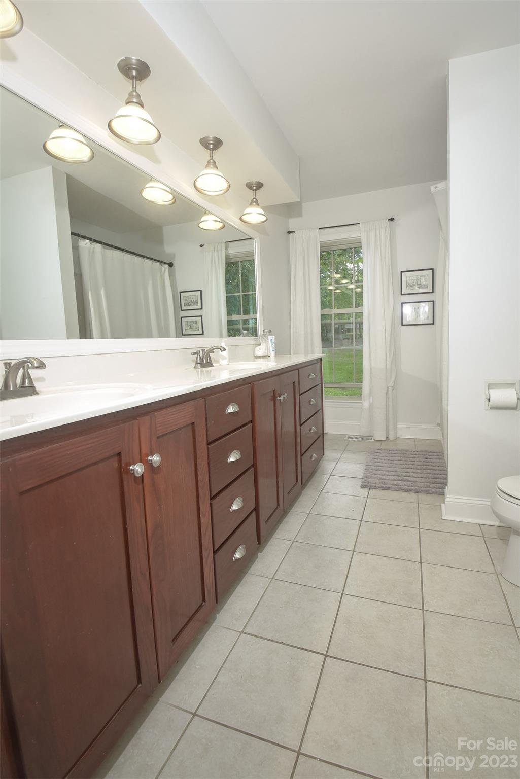 200 Gatewood Lane Matthews NC 28104