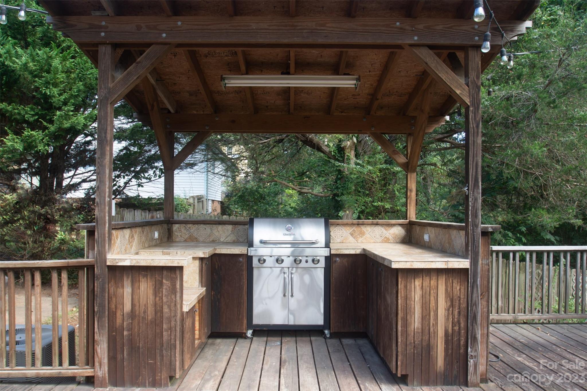 200 Gatewood Lane Matthews NC 28104