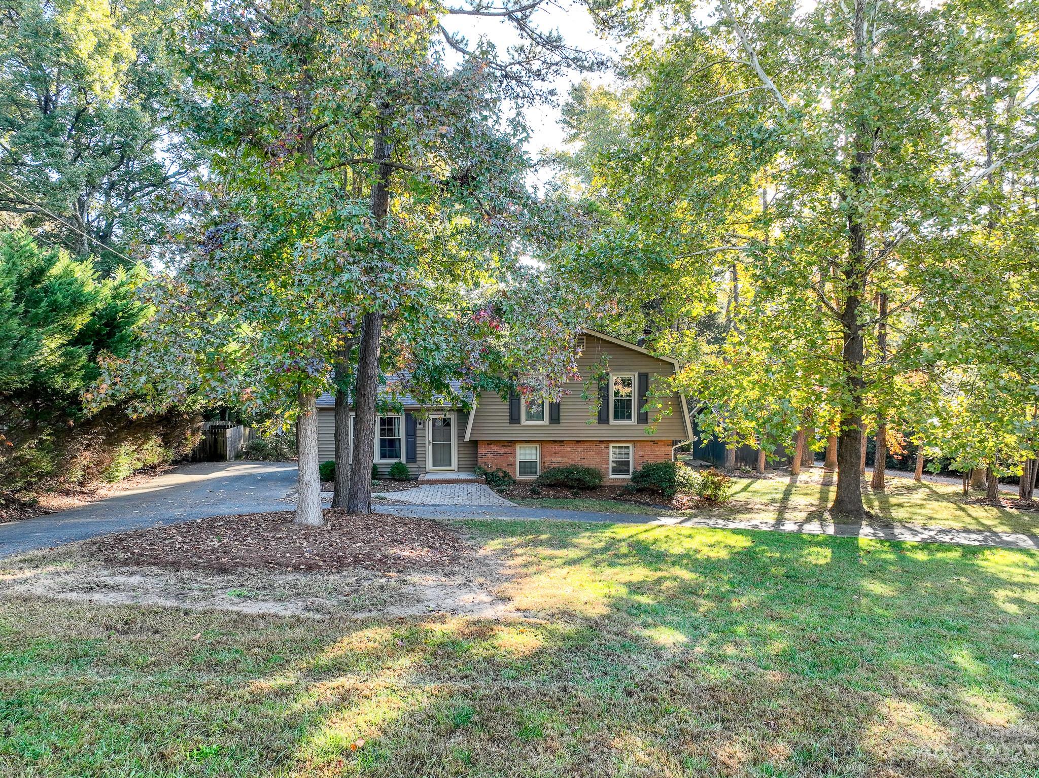 200 Gatewood Lane Matthews NC 28104