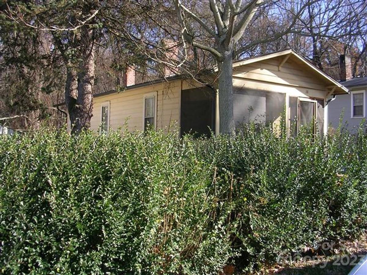 38 Water Street Asheville NC 28801