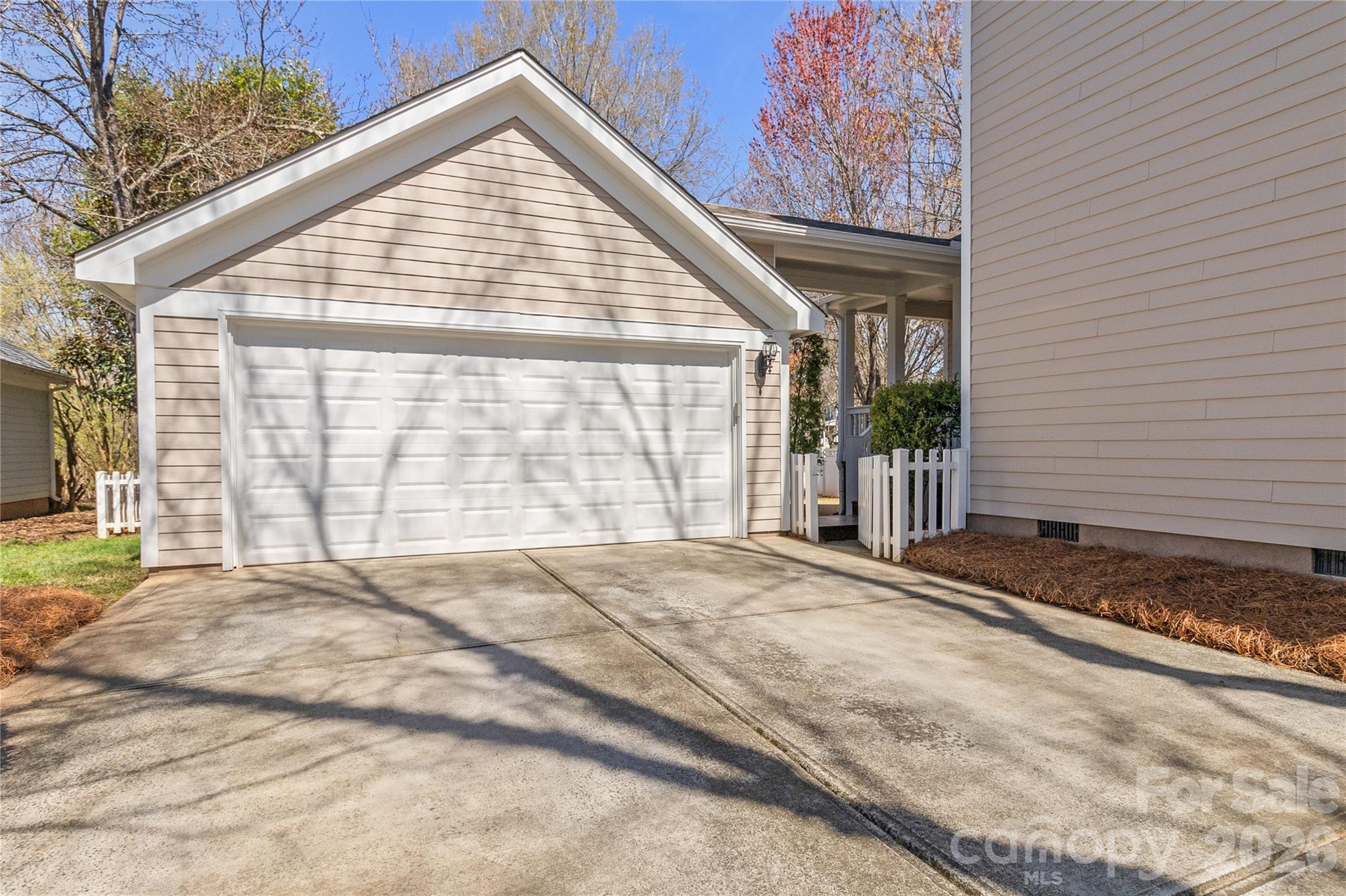 8325 Strandhill Road Huntersville NC 28078