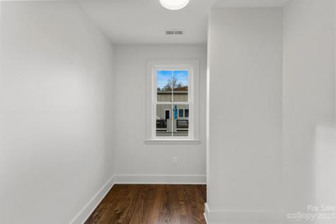 53 Emmett Lane Asheville NC 28806