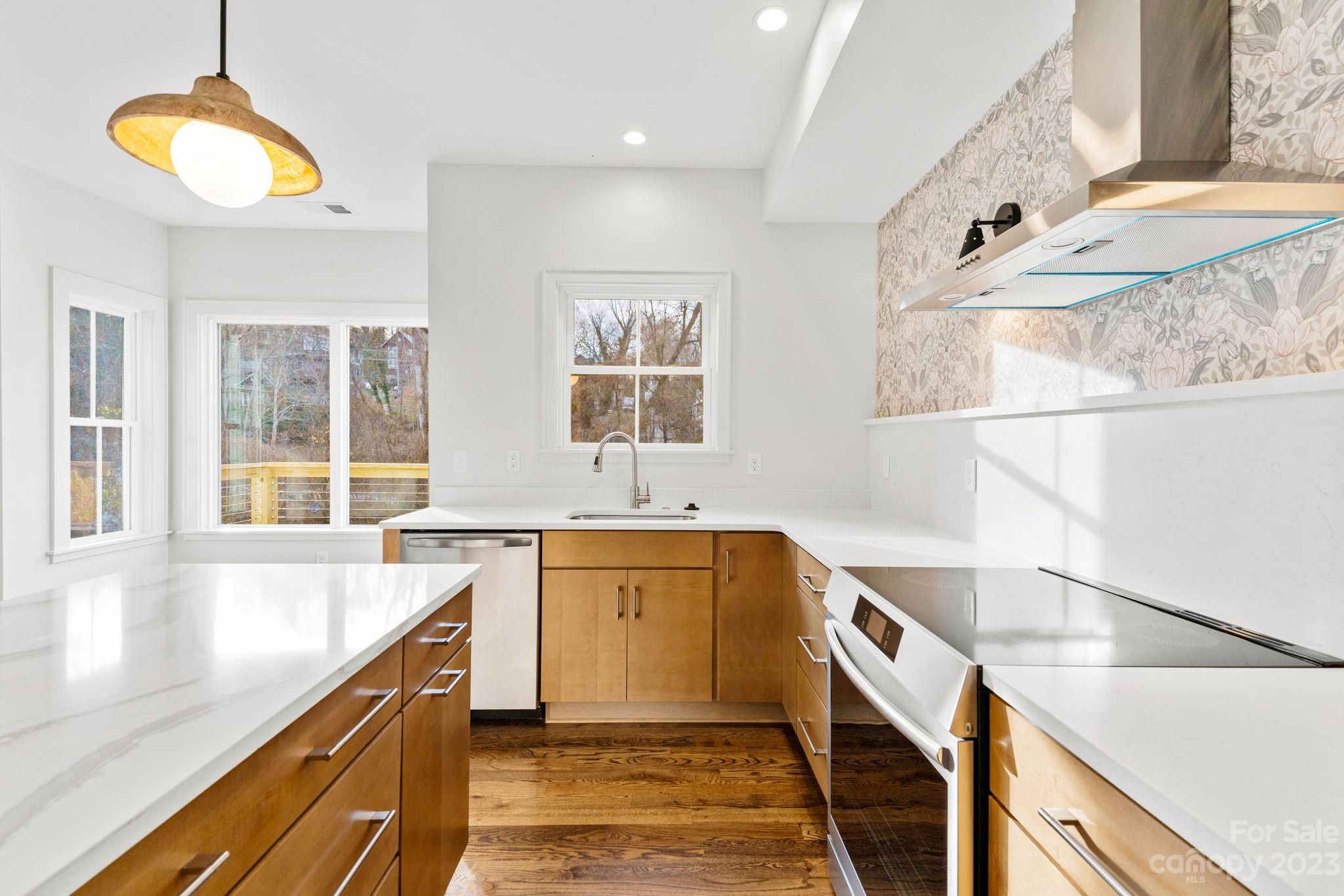 53 Emmett Lane Asheville NC 28806