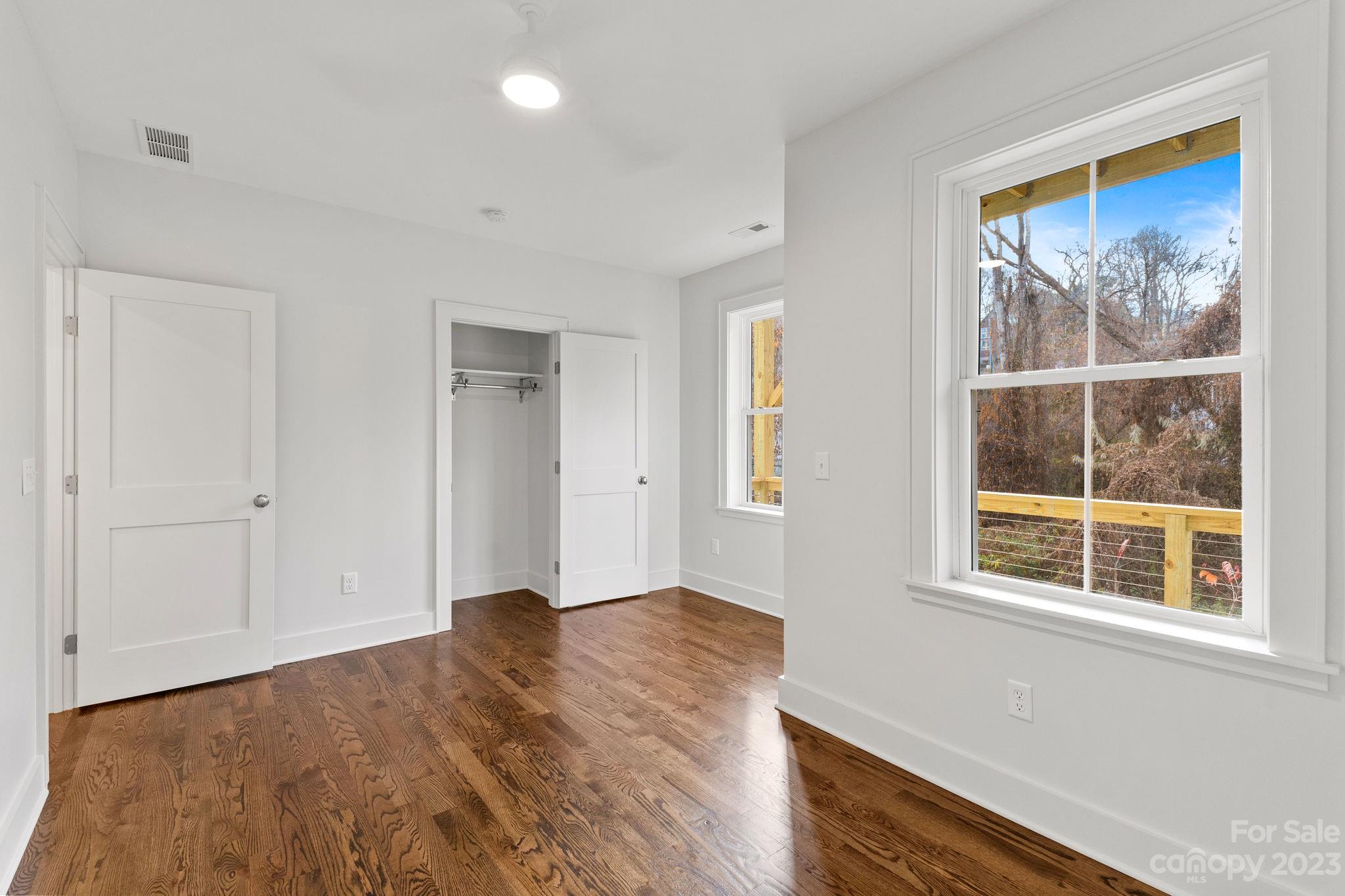 53 Emmett Lane Asheville NC 28806