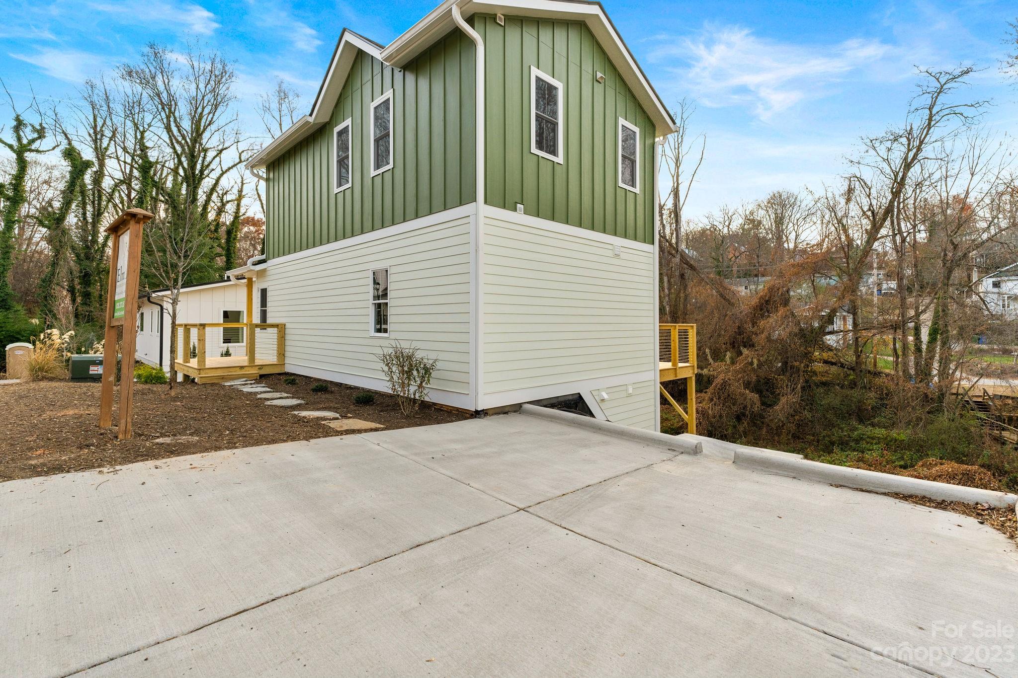 53 Emmett Lane Asheville NC 28806
