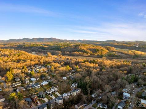 53 Emmett Lane Asheville NC 28806