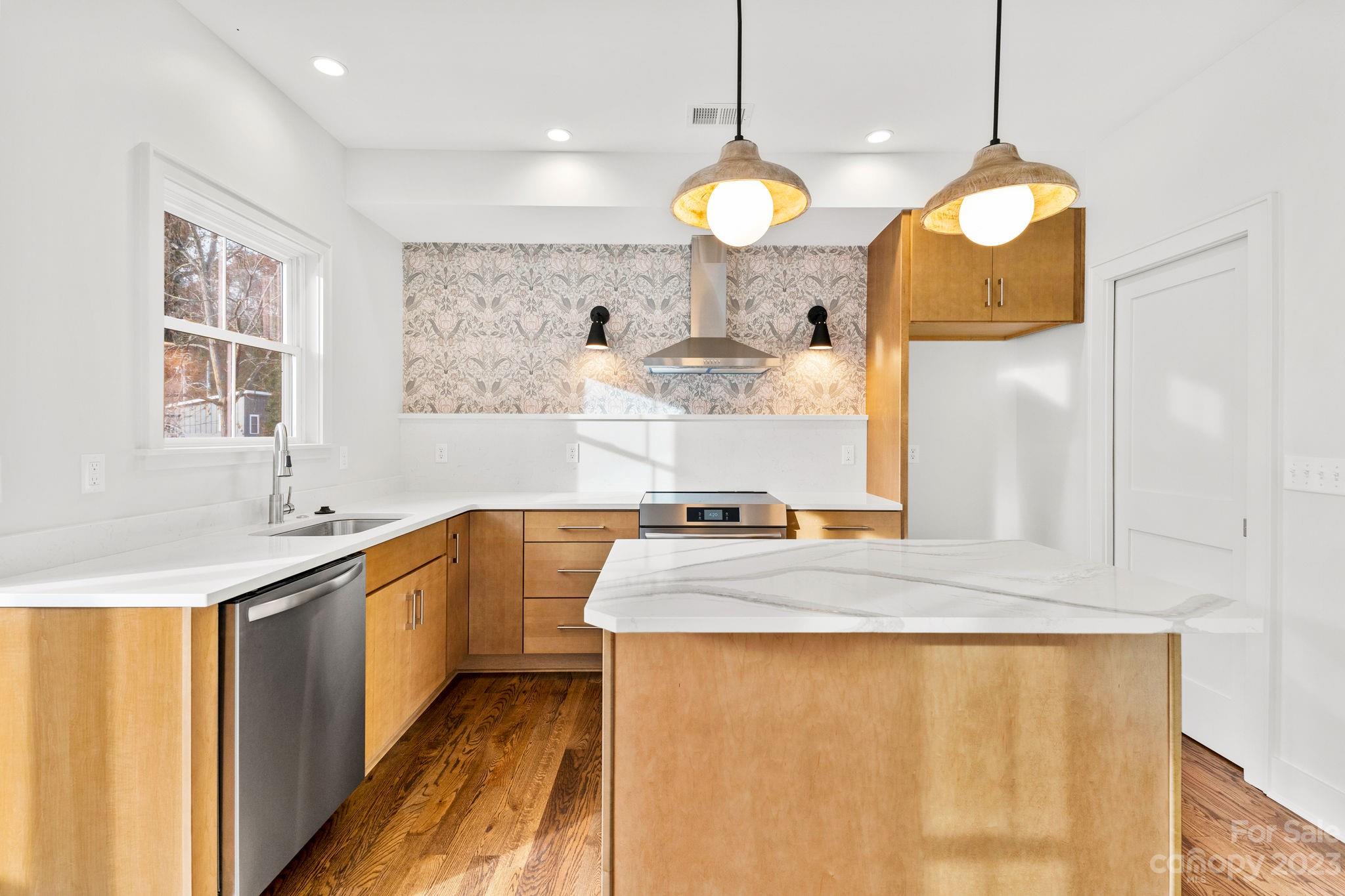 53 Emmett Lane Asheville NC 28806
