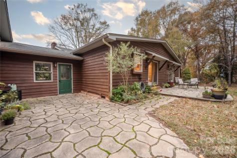 2174 Lynmore Drive Sherrills Ford NC 28673