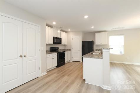 3349 Ellingford Road Charlotte NC 28214