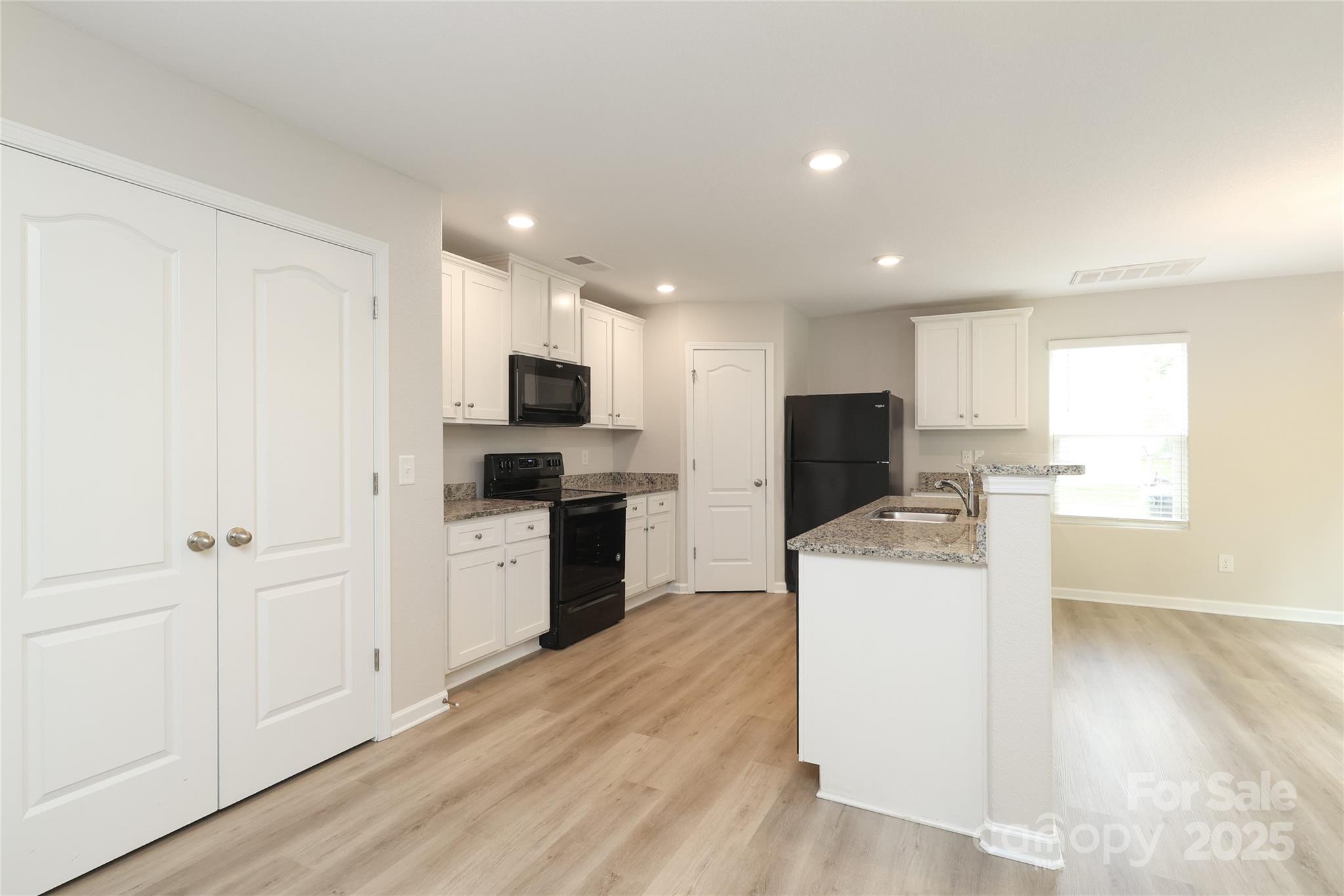 3349 Ellingford Road Charlotte NC 28214