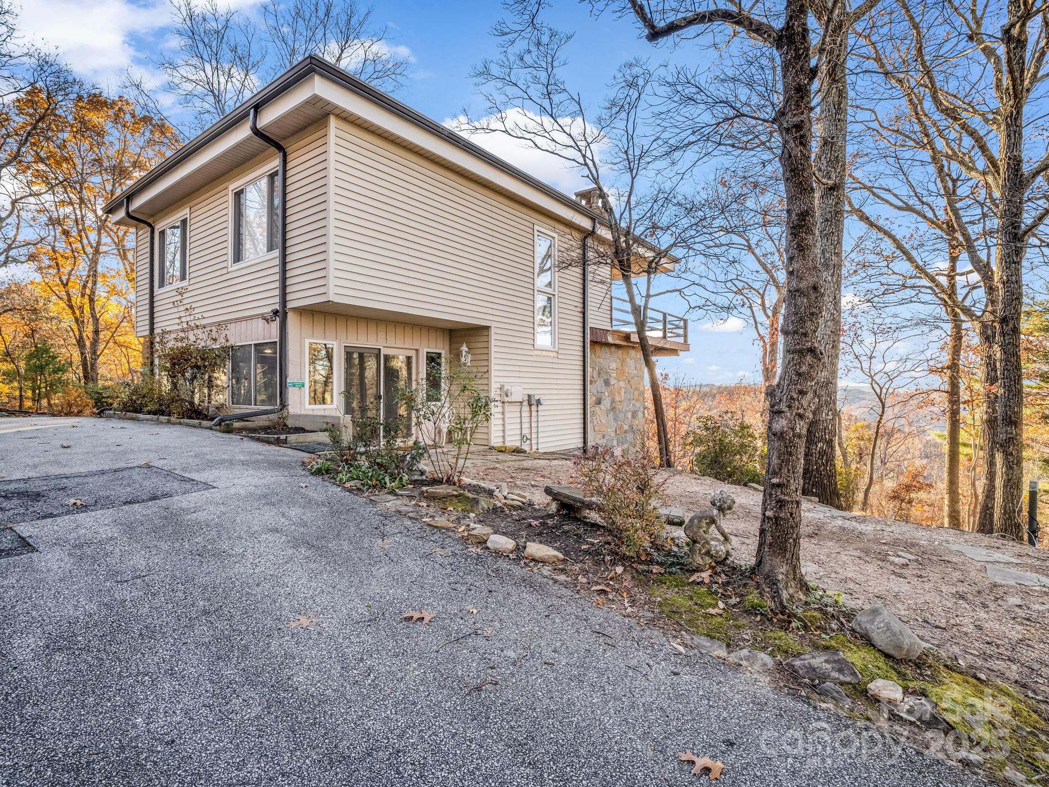 Tryon NC, 104 Little Falls Drive