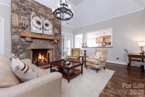 315 Jocassee Trail Sapphire NC 28774