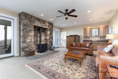 315 Jocassee Trail Sapphire NC 28774
