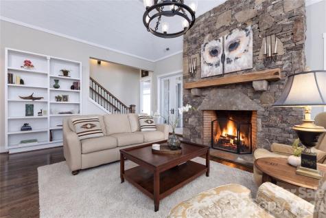315 Jocassee Trail Sapphire NC 28774