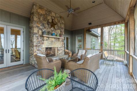 315 Jocassee Trail Sapphire NC 28774