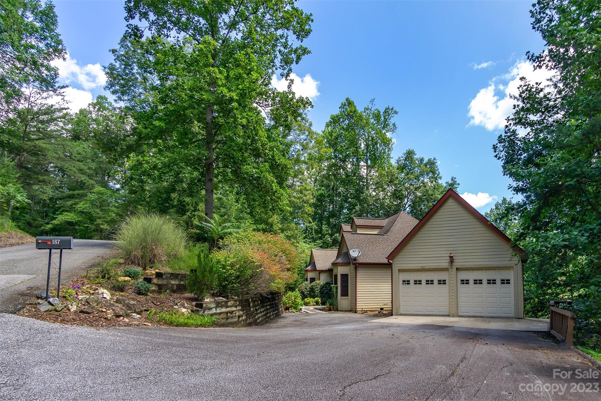 187 Yates Lane Lake Lure NC 28746