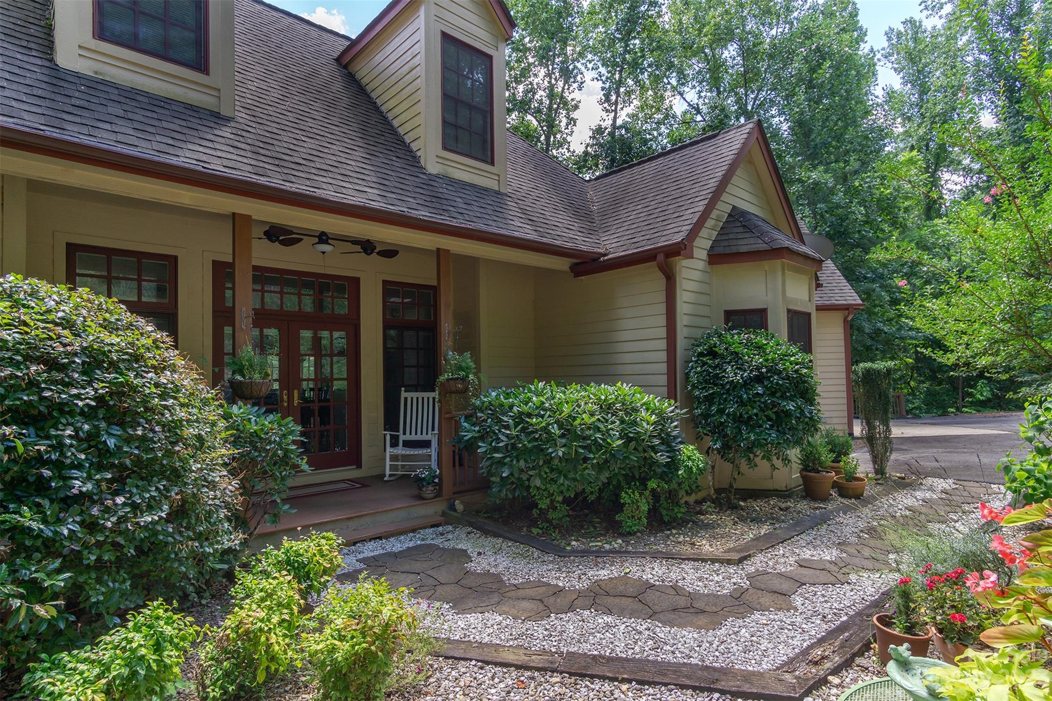 187 Yates Lane Lake Lure NC 28746