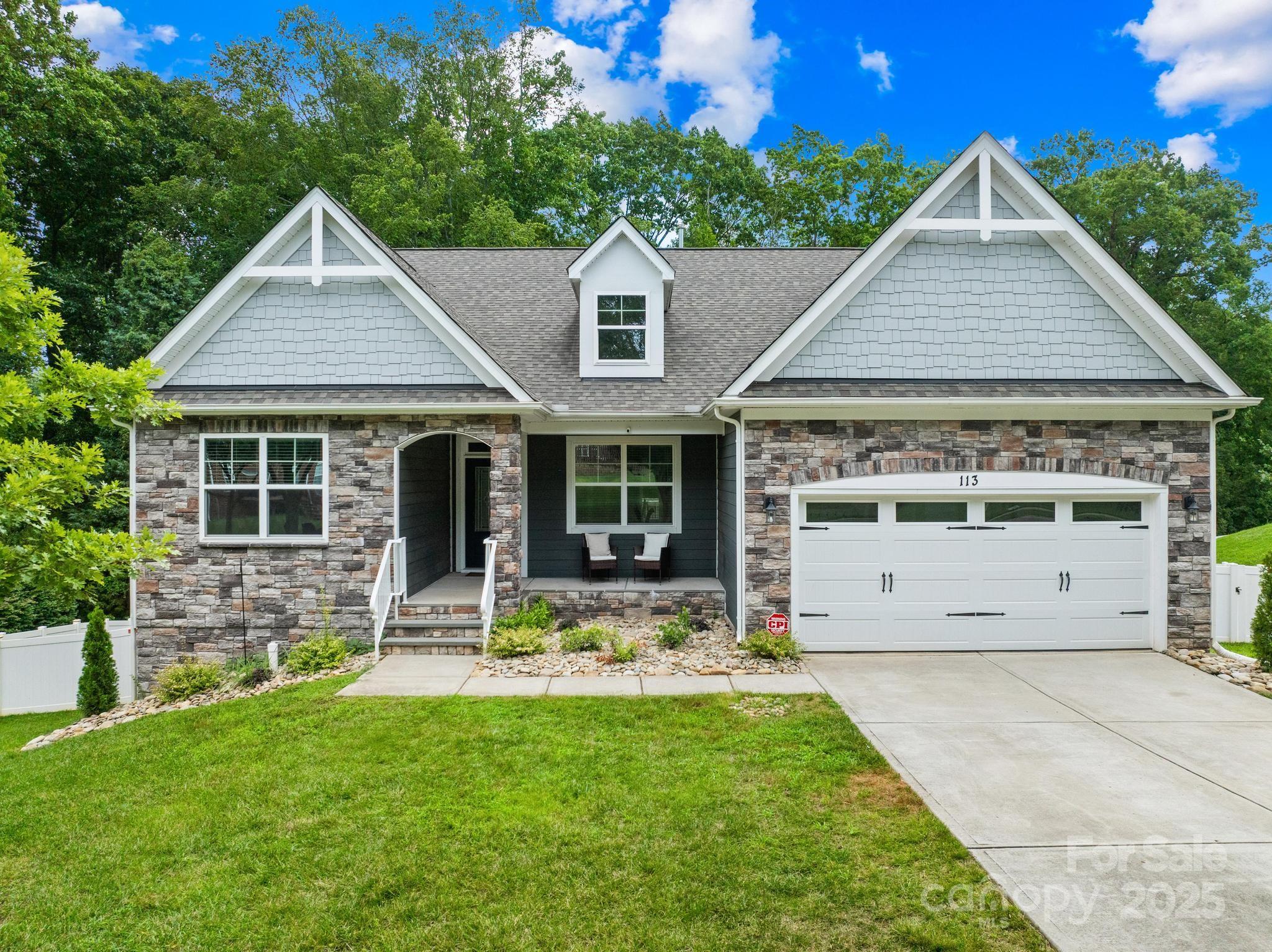 113 Glastonbury Drive Mooresville NC 28115