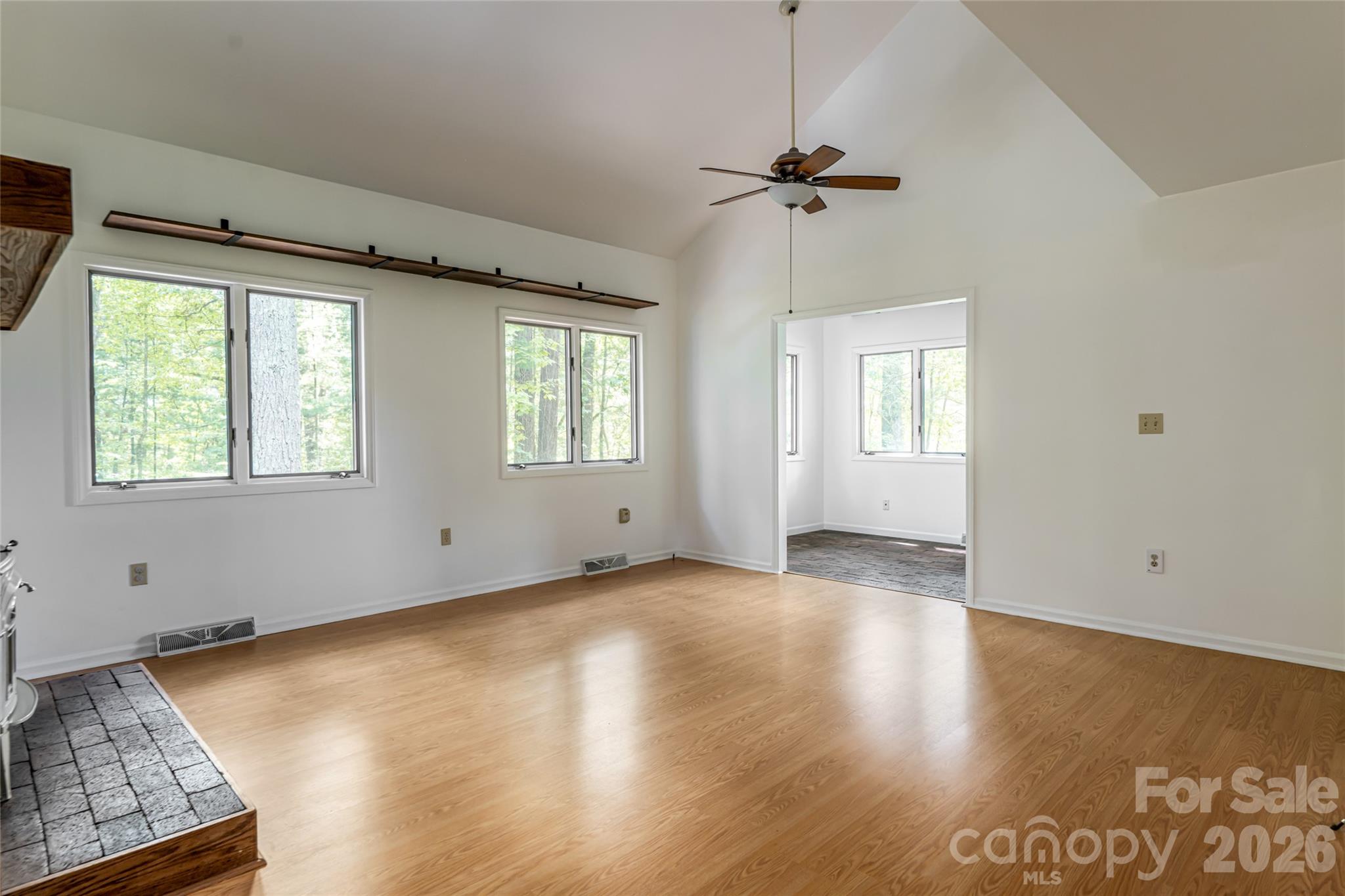 427 Shadowwood Drive Leicester NC 28748