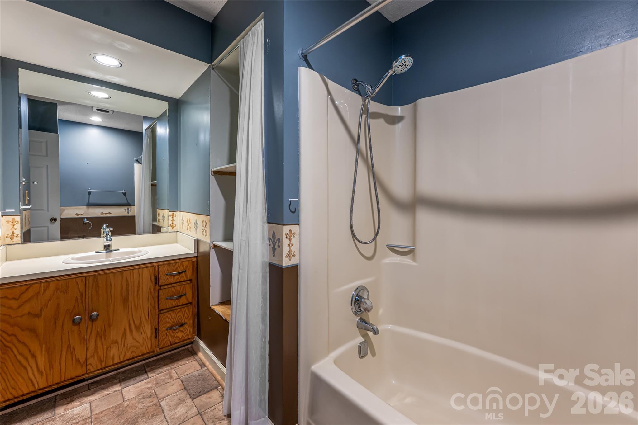 427 Shadowwood Drive Leicester NC 28748