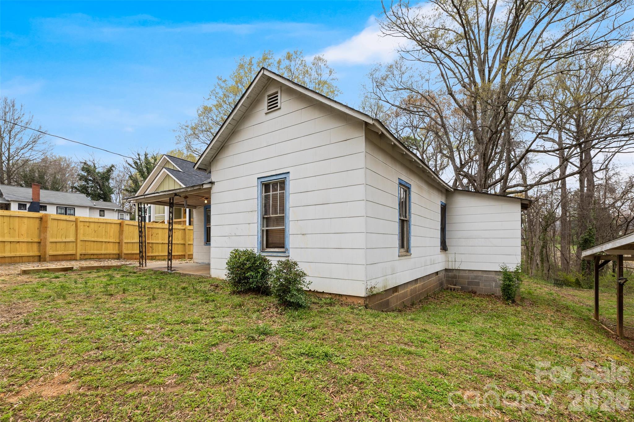 502 Fayetteville Avenue Statesville NC 28677