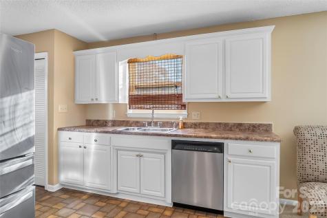 1631 Lynn Mountain Road Vale NC 28168