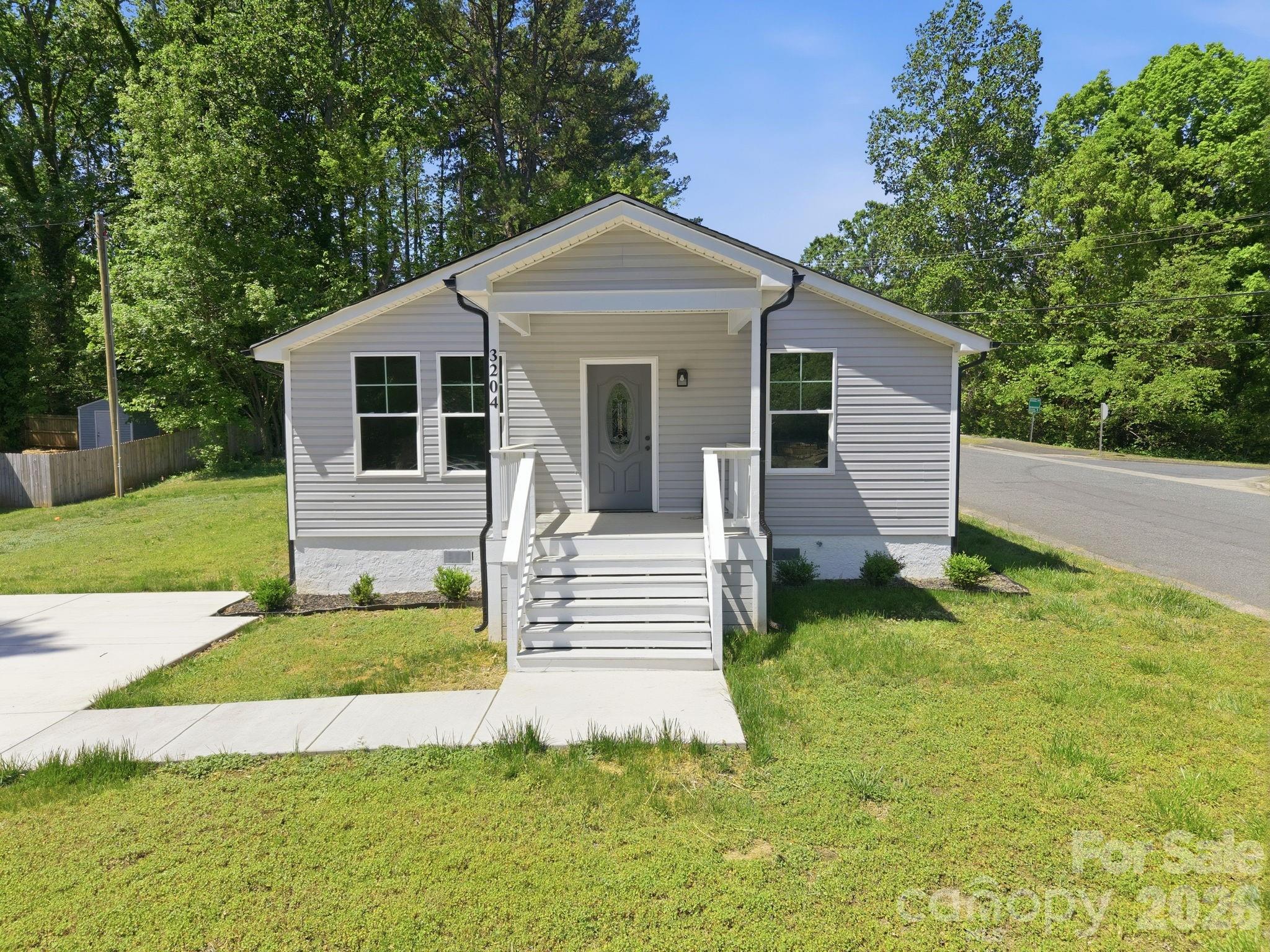 3204 Amay James Avenue Charlotte NC 28208