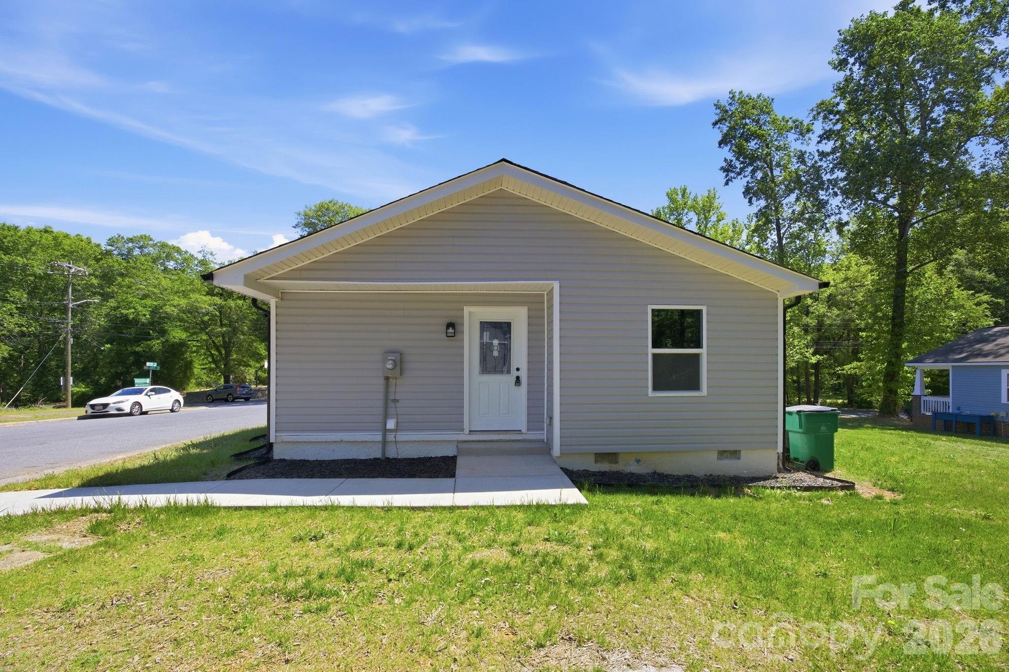 3204 Amay James Avenue Charlotte NC 28208