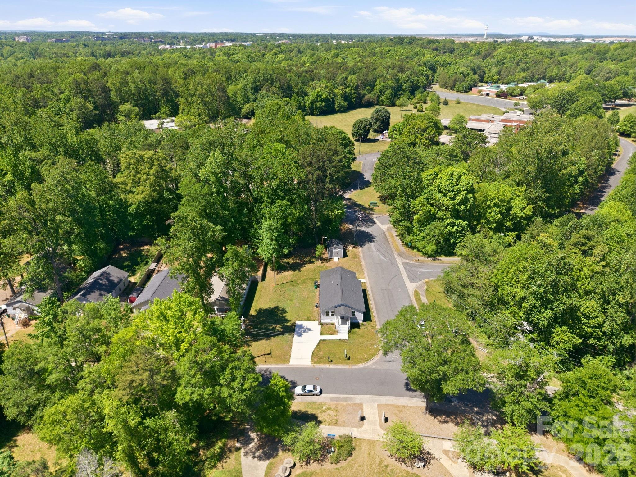 3204 Amay James Avenue Charlotte NC 28208