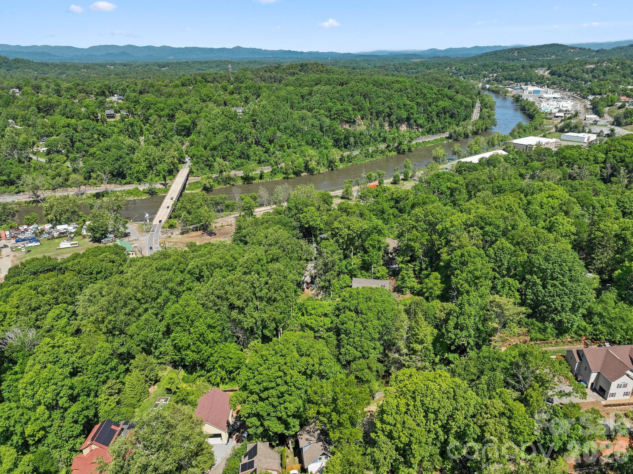 100 Hibriten Drive Asheville NC 28801