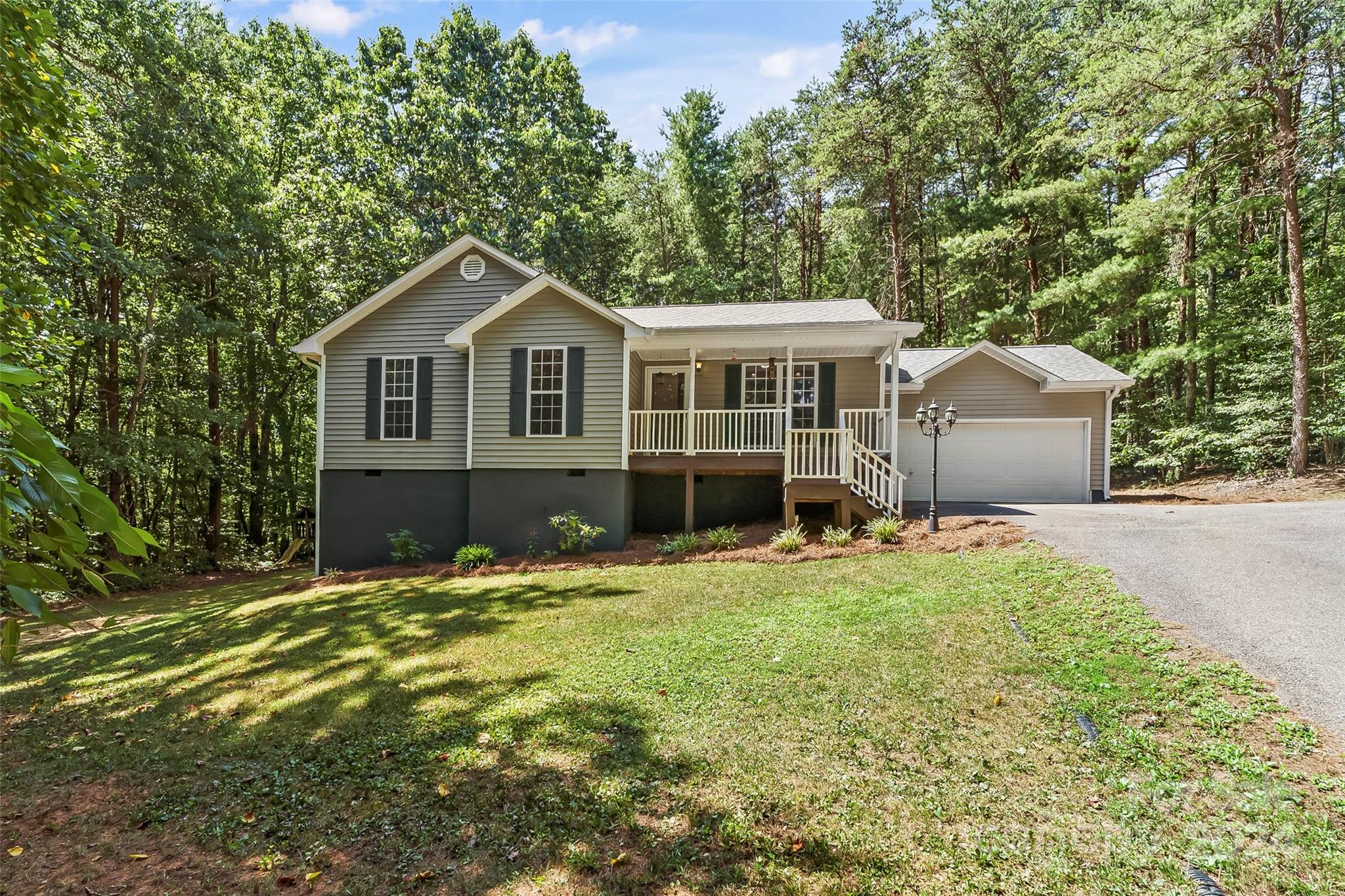 7968 Oakmont Place Hickory NC 28602