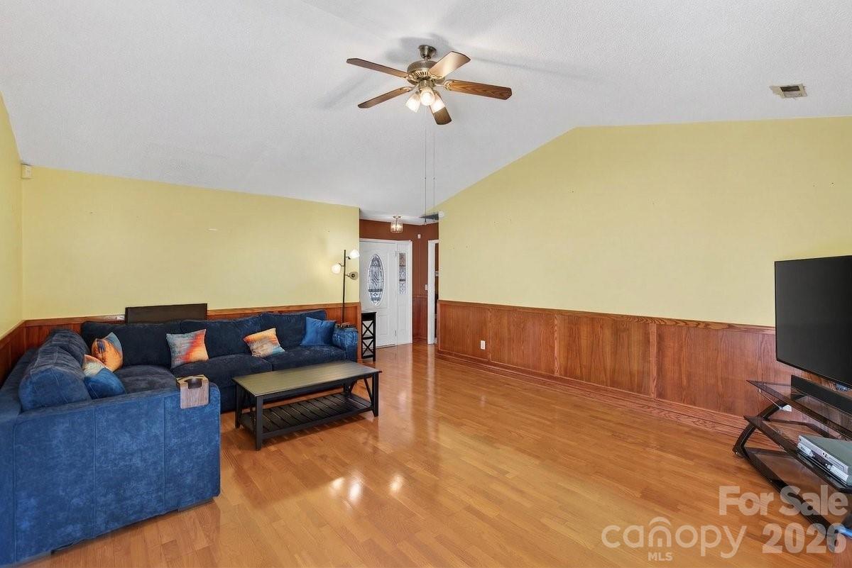 8618 Milton Morris Drive Charlotte NC 28227