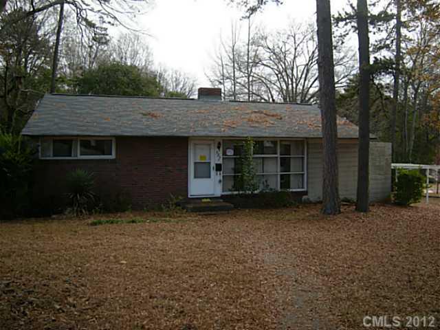 525 E Woodlawn Road Charlotte NC 28209