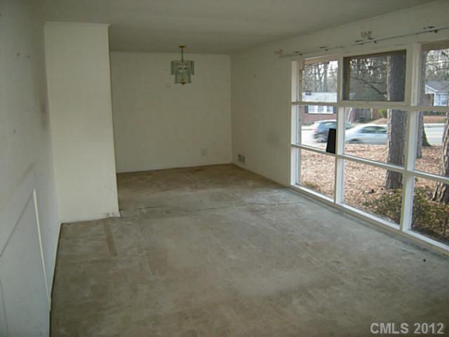 525 E Woodlawn Road Charlotte NC 28209