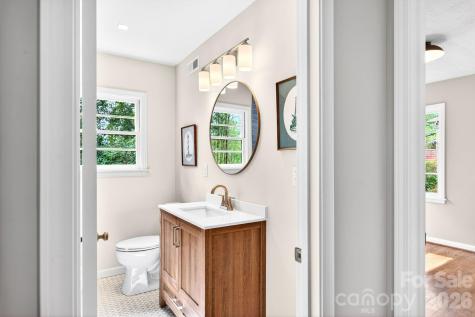 4 Baird Lane Asheville NC 28804