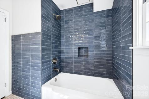 4 Baird Lane Asheville NC 28804