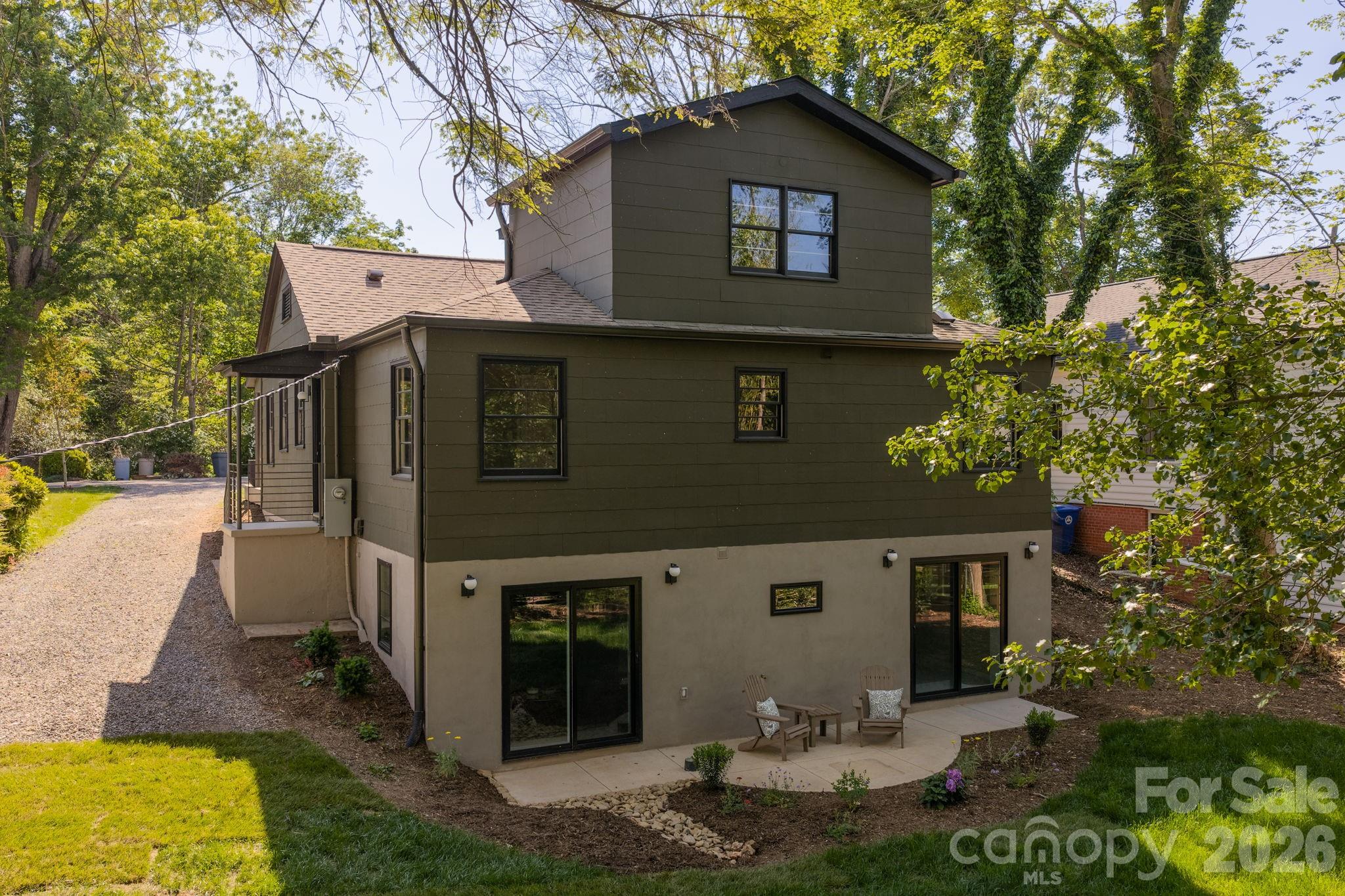 4 Baird Lane Asheville NC 28804