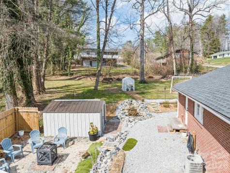 110 Ewart Drive Hendersonville NC 28739