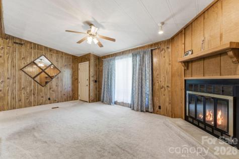 1200 Barkers Creek Road Whittier NC 28789