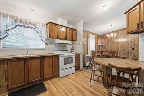 1200 Barkers Creek Road Whittier NC 28789