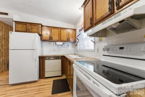 1200 Barkers Creek Road Whittier NC 28789