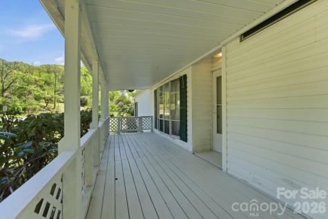 1200 Barkers Creek Road Whittier NC 28789
