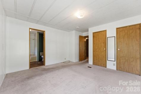 1200 Barkers Creek Road Whittier NC 28789