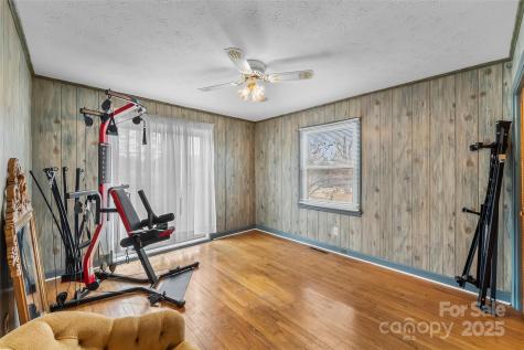 2580 Sweetbriar Circle Lenoir NC 28645