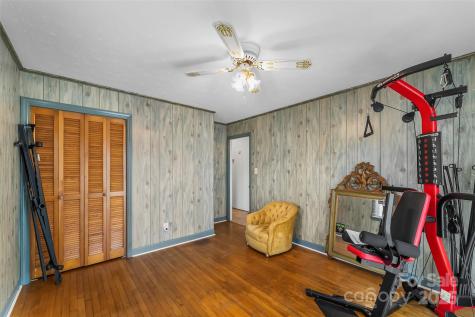 2580 Sweetbriar Circle Lenoir NC 28645