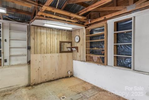 2580 Sweetbriar Circle Lenoir NC 28645