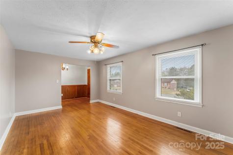 2580 Sweetbriar Circle Lenoir NC 28645